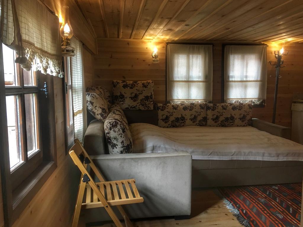 Haci Sakirler Konagi Pensionat Mudurnu Exteriör bild